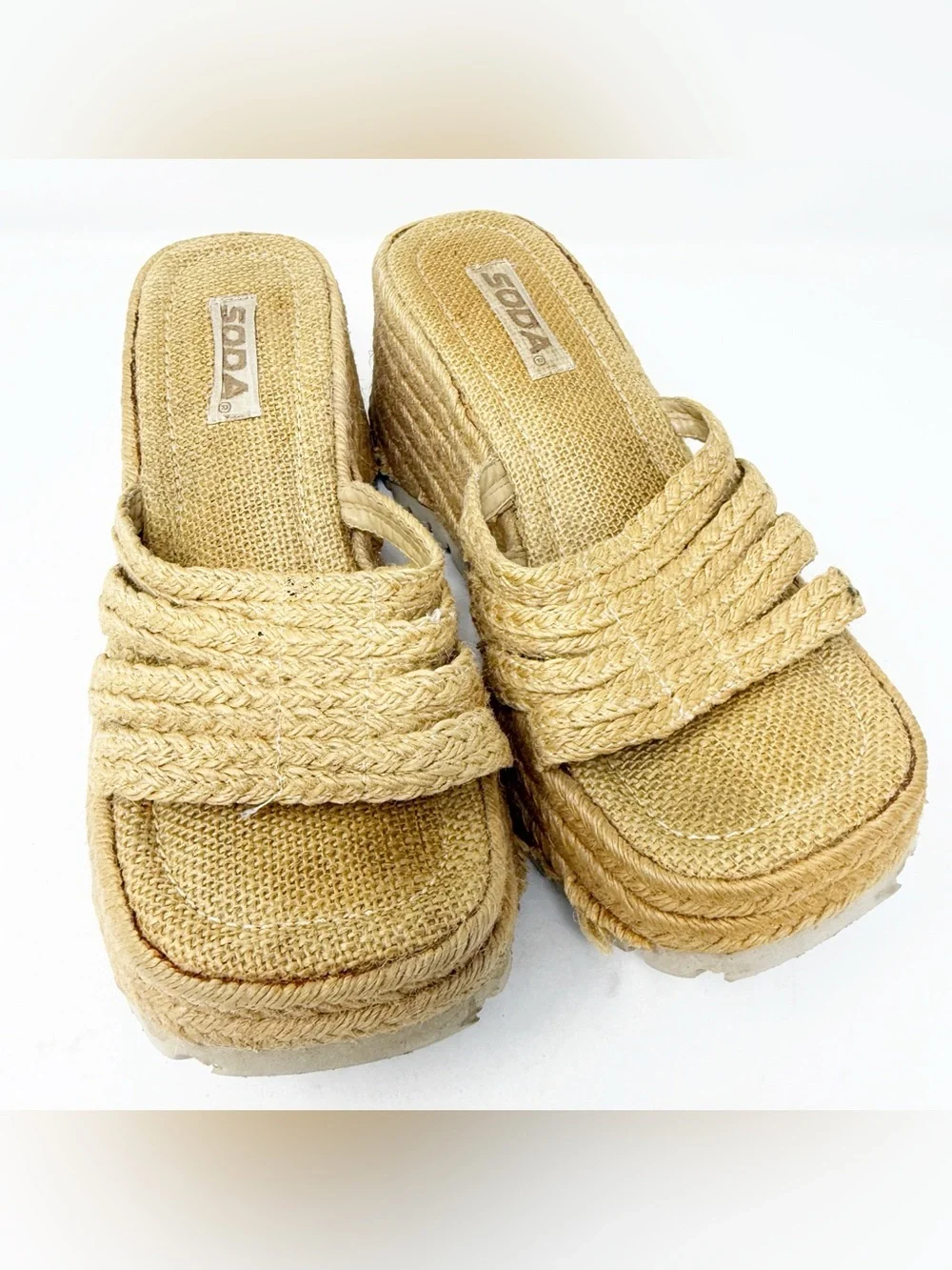 SODA Tan Woven Raffia Platform Slides Wedge Sandals Size 8.5 Y2K Girly 90s